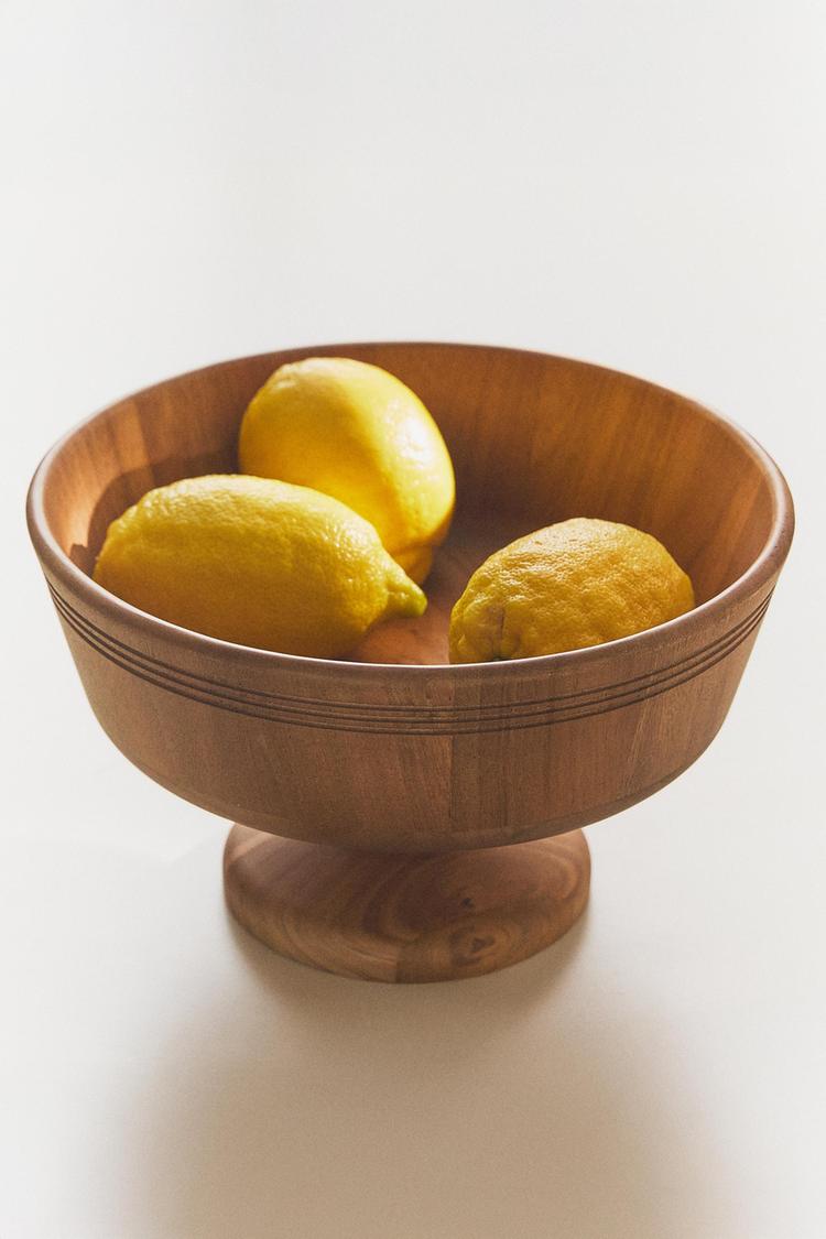 FRUTEIRA CON PÉ EN MADERA