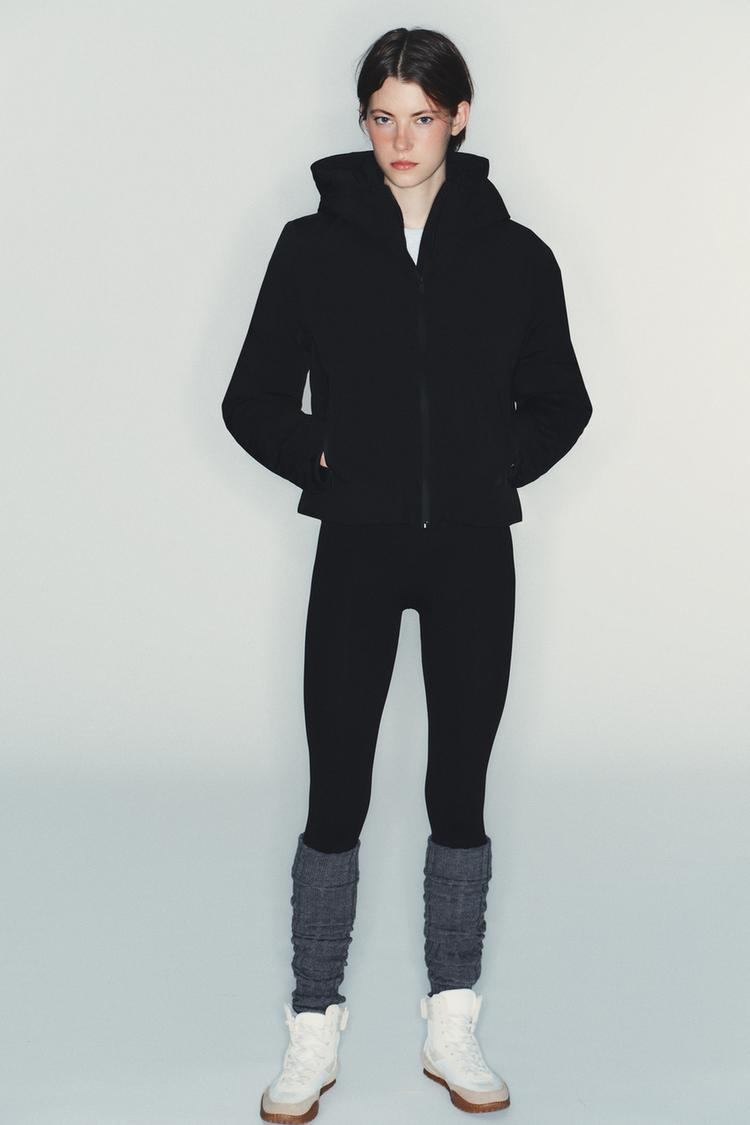 ANORAQUE CON CAPUCHA WATER REPELLENT WINDPROOF